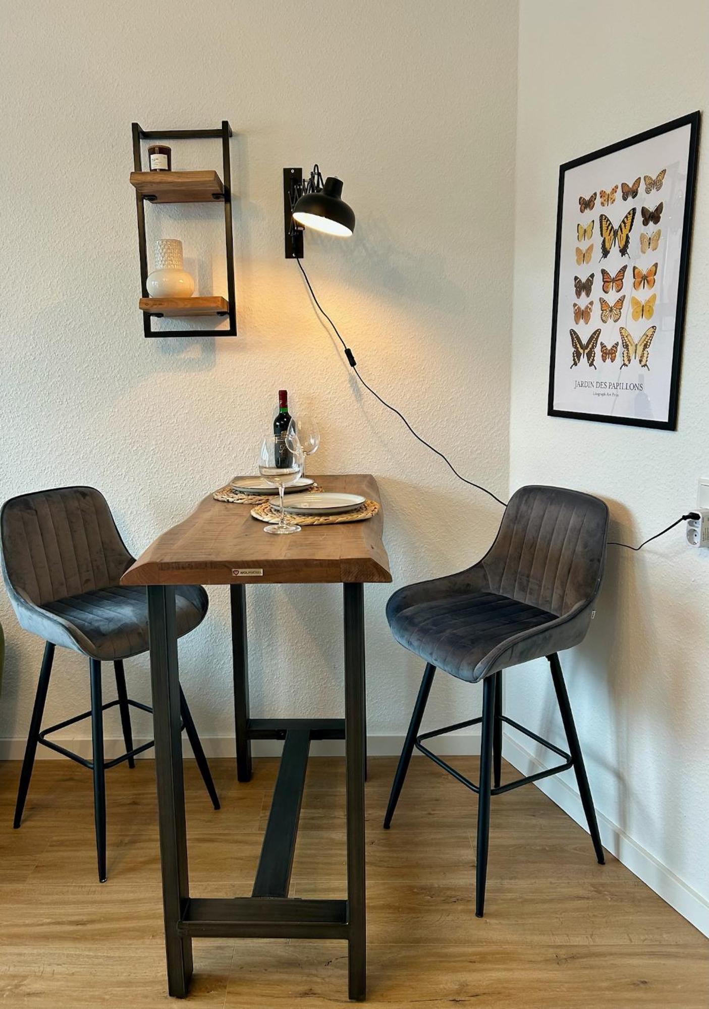 Karl Flats - Netflix - Parkplatz - Balkon Apartment *
